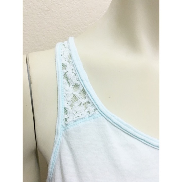 Hollister Small Baby Blue and White Lace Crop Top - Picture 2 of 8